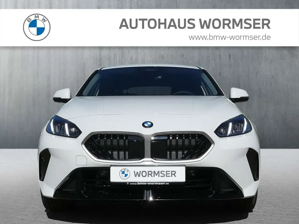 Ny BMW 120 170 HK (125 kW) 2026 Hvid Hatchback