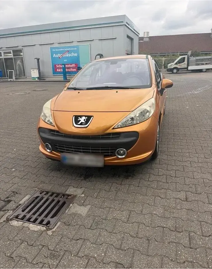 Gebraucht Peugeot 207 120 PS (88 kW) 2007 Orange Limousine