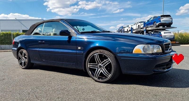 Gebraucht Volvo C70 193 PS (141 kW) 2024 Blau Cabrio