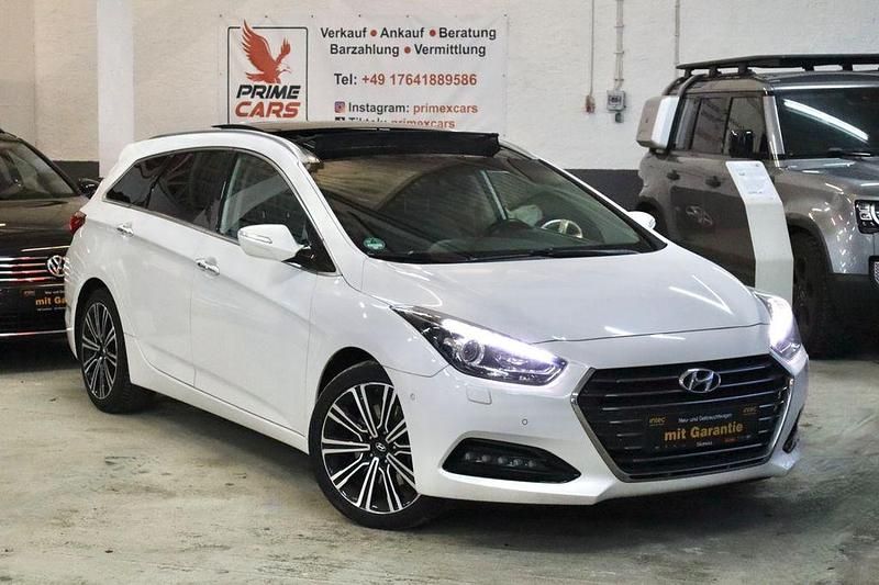 Gebraucht Hyundai i40 Premium 141 PS (103 kW) 2017 Weiß Kombi