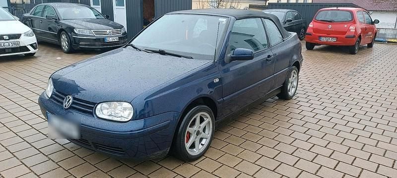 Gebraucht VW Golf Cabriolet 90 PS (66 kW) 2001 Blau Cabrio