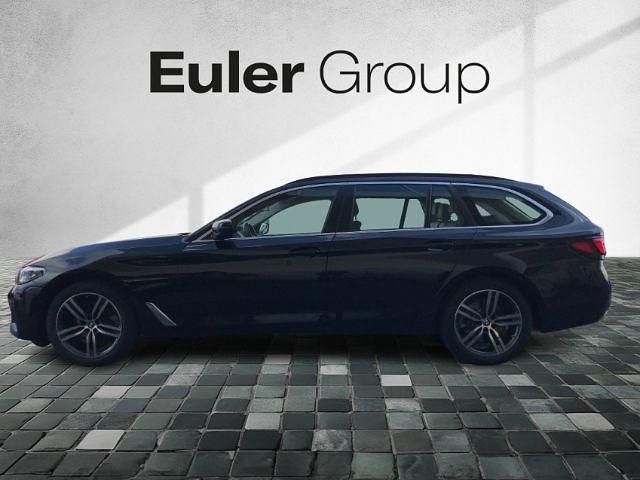 Gebraucht BMW 520 190 PS (139 kW) 2022 Saphirschwarz Kombi
