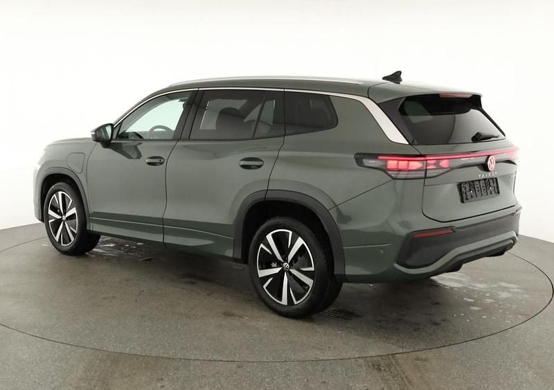 Neu VW Tayron Life 204 PS (150 kW) 2025 Cipressino grün metallic SUV