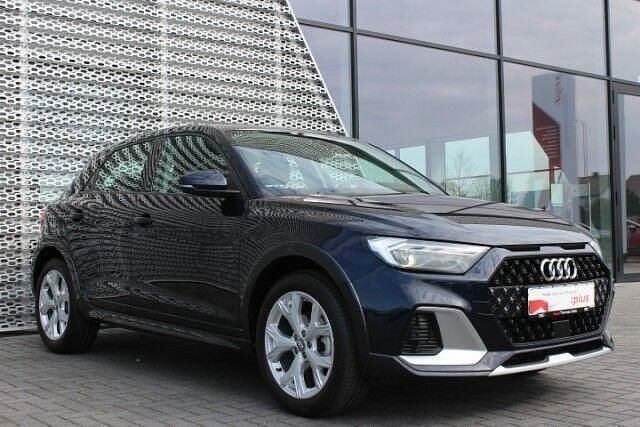 Gebraucht Audi A1 Comfort 150 PS (110 kW) 2020 Blau SUV