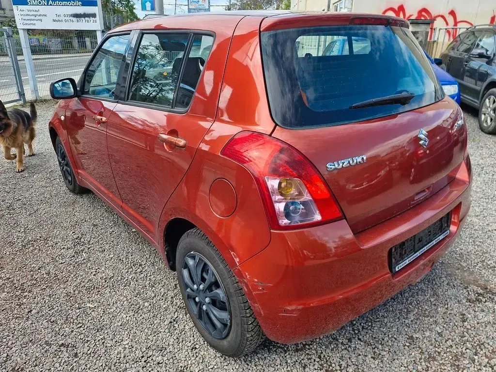 Usado Suzuki Swift 92 CV (67 kW) 2010 Utilitario