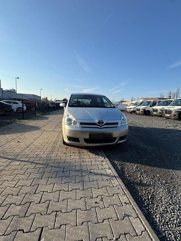 Gebraucht Toyota Corolla Verso 2006 Silber Van / Kleinbus