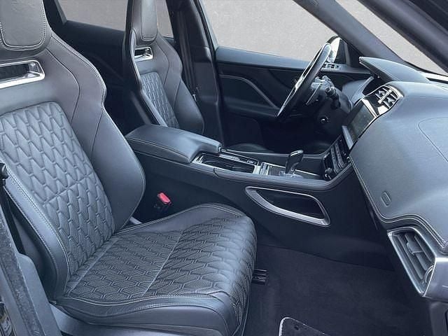 Gebraucht Jaguar F-Pace SVR 558 PS (410 kW) 2020 Schwarz SUV