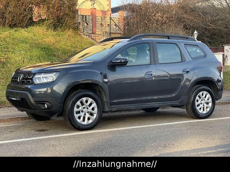 Gebraucht Dacia Duster Comfort 101 PS (74 kW) 2021 Grau SUV