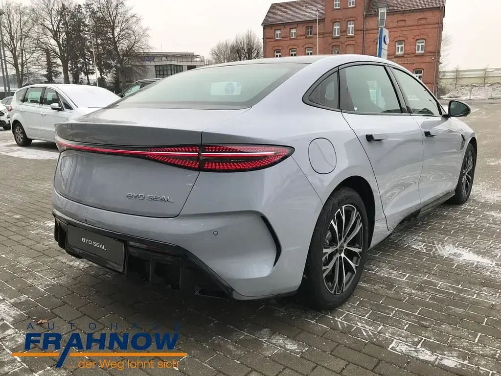 Gebraucht BYD Seal Comfort 169 kW (231 PS) 2026 Grau Limousine