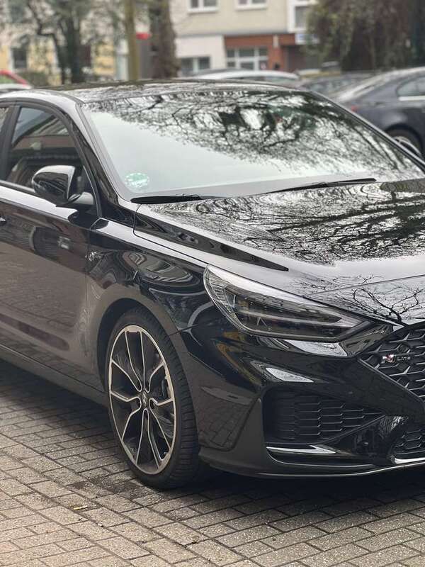 Schwarz Gebraucht 2022 Hyundai i30 N Line Limousine | 24.000 € (Teuer) - Bild 1/3