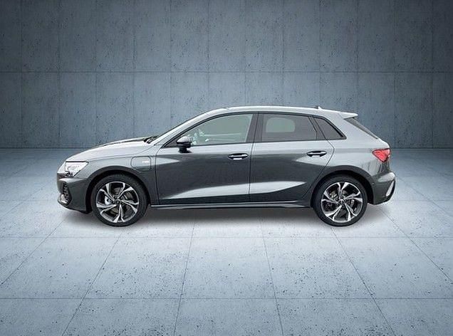 Gebraucht Audi A3 S-Line 150 PS (110 kW) 2026 Grau Limousine