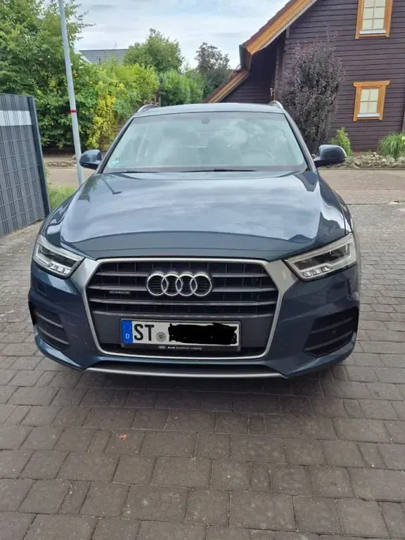 Gebraucht Audi Q3 Design 184 PS (135 kW) 2016 Blau SUV