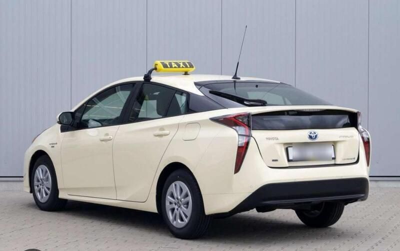 Beige Gebraucht 2018 Toyota Prius Kleinwagen | 10.450 € (Guter Preis) - Bild 1/4