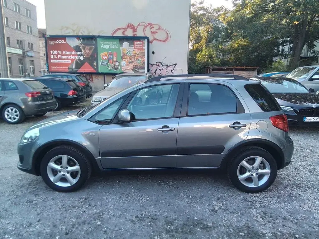 Gebraucht Suzuki SX4 Comfort 107 PS (78 kW) 2007 Grau Limousine