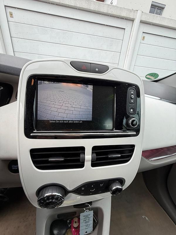 Gebraucht Renault Zoe 64 kW (88 PS) 2015 Grau Kleinwagen