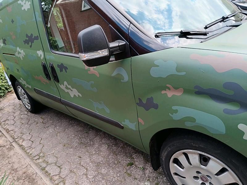 Grün Gebraucht 2014 Fiat Doblò Van / Kleinbus | 6.500 € - Bild 1/4