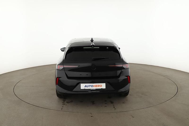 Gebraucht Opel Astra Ultimate 131 PS (96 kW) 2024 Schwarz Limousine