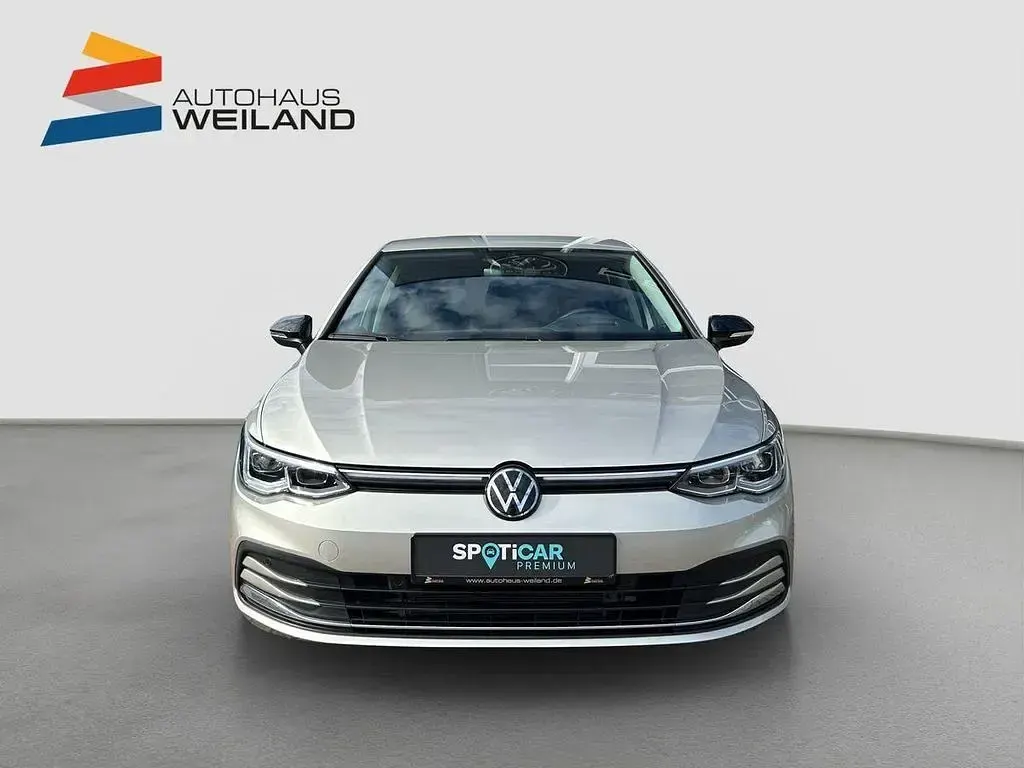 Gebraucht VW Golf VIII Move 150 PS (110 kW) 2023 Silber Limousine