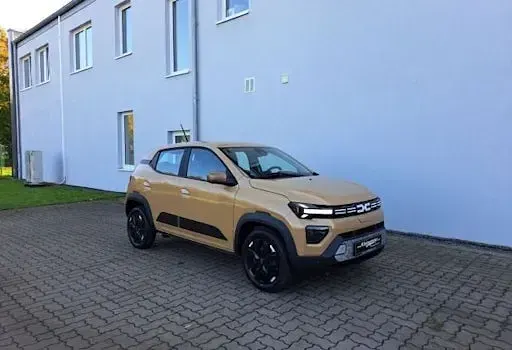 Second-hand Dacia Spring Extreme 47 kW (65 CP) 2024 Bej Hatchback