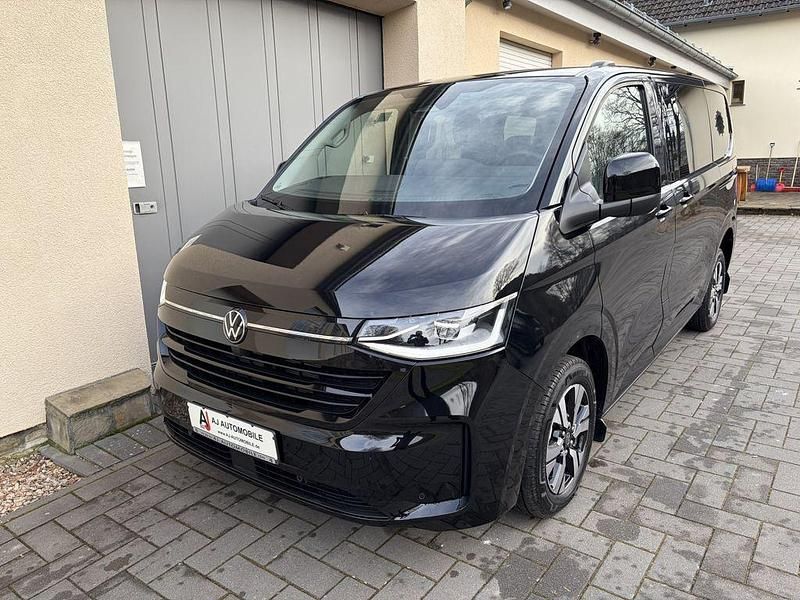 Neu VW T7 Style 150 PS (110 kW) 2026 Midnight black metallic Van