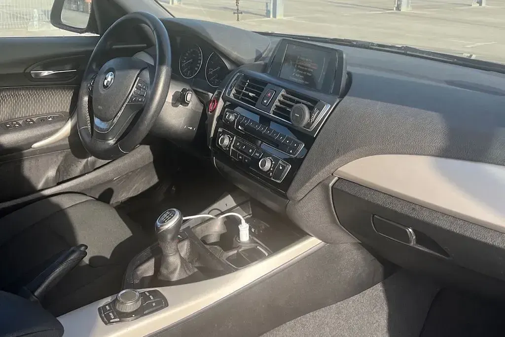 Gebraucht BMW 116 Performance 109 PS (80 kW) 2015 Schwarz Kleinwagen