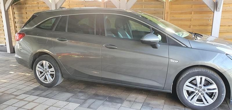 Second-hand Opel Astra Active 136 CP (100 kW) 2016 Gri Break