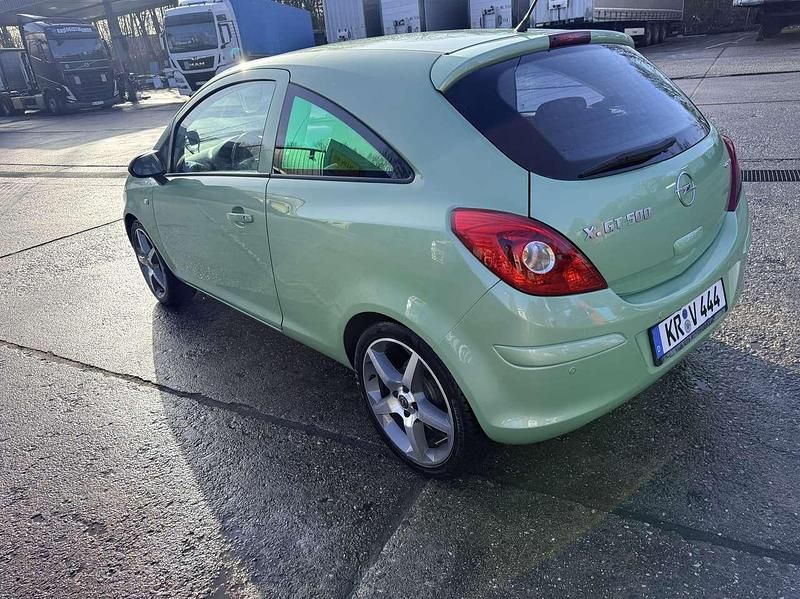Gebraucht Opel Corsa Edition 80 PS (58 kW) 2009 Kleinwagen