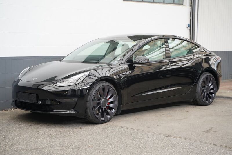 Schwarz Gebraucht 2020 Tesla Model 3 Performance Limousine | 26.950 € (Fairer Preis) - Bild 1/4
