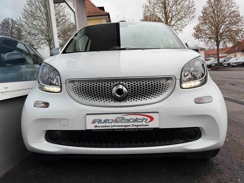 Gebraucht Smart ForTwo Cabrio 90 PS (66 kW) 2019 Weiß Cabrio