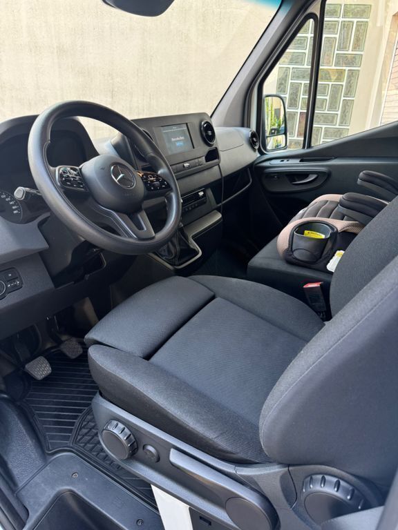 Weiß Gebraucht 2021 Mercedes Sprinter Van | 20.500 € (Guter Preis) - Bild 1/4