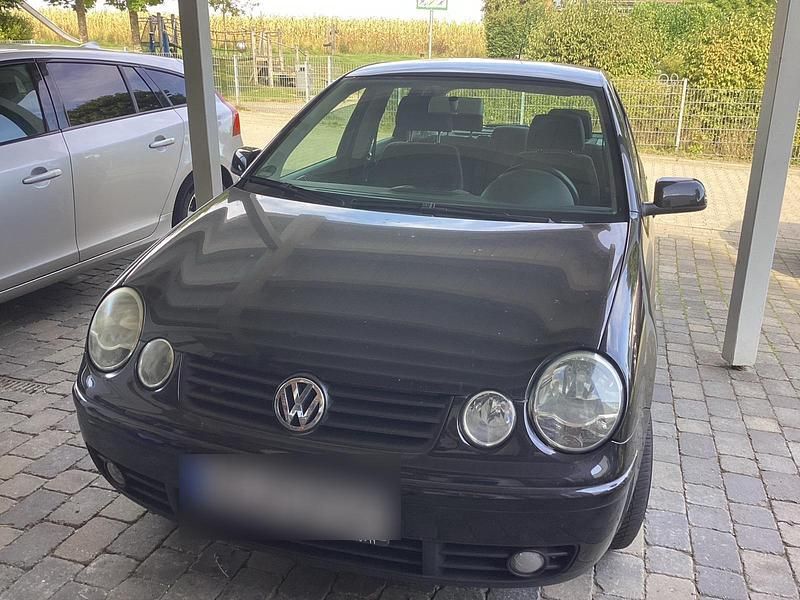 Schwarz Gebraucht 2004 VW Polo Kleinwagen | 2.000 € (Fairer Preis) - Bild 1/4