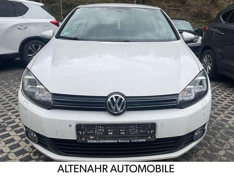 Gebraucht VW Golf VI Highline 122 PS (89 kW) 2009 Weiß Kleinwagen