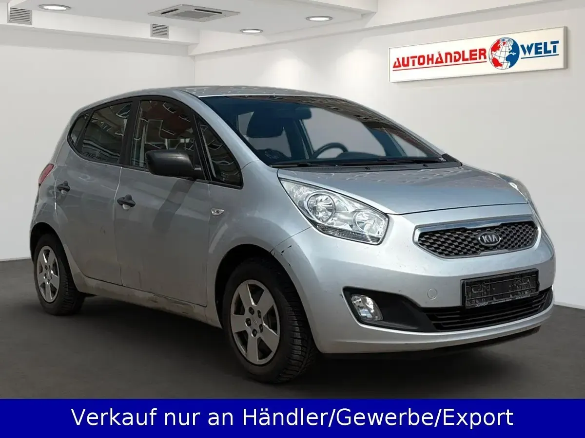 Gebraucht Kia Venga Vision 90 PS (66 kW) 2010 Silber Kleinwagen