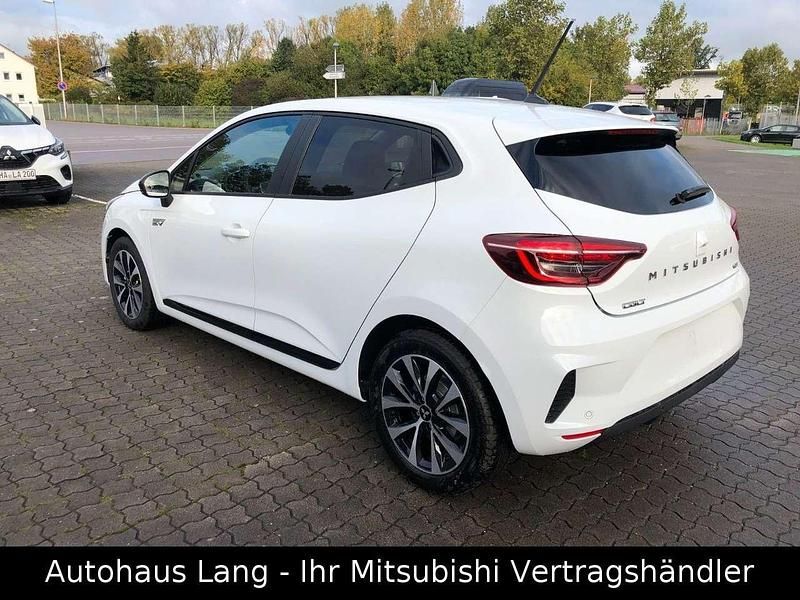 Gebraucht Mitsubishi Colt Plus 143 PS (105 kW) 2024 Weiß Limousine
