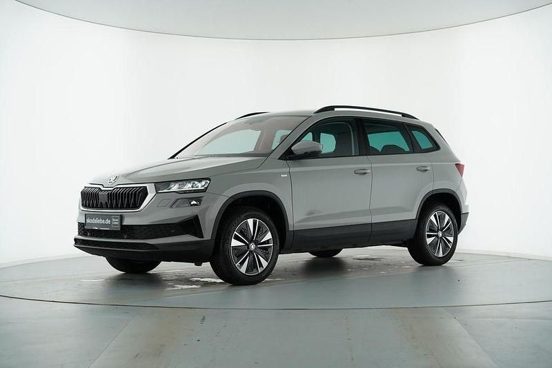 Steelgrau Gebraucht 2023 Skoda Karoq Tour SUV | 26.889 € (Superpreis) - Bild 1/4