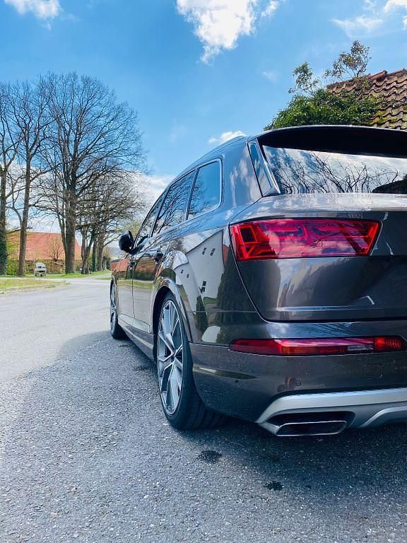 Gebraucht Audi Q7 Ambiente 272 PS (200 kW) 2016 Braun SUV