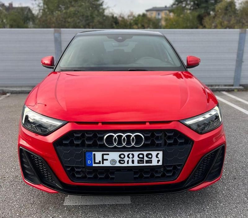 Rot Gebraucht 2019 Audi A1 Sportback S-Line Kleinwagen | 16.500 € (Fairer Preis) - Bild 1/4