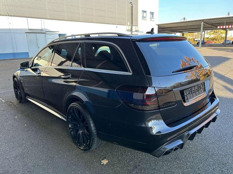 Gebraucht Mercedes E63S AMG AMG 585 PS (430 kW) 2014 Designomokkaschwarz Kombi