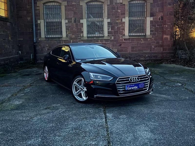 Mythosschwarz metallic Gebraucht 2017 Audi A5 S-Line Limousine | 25.450 € (Etwas zu teuer) - Bild 1/4