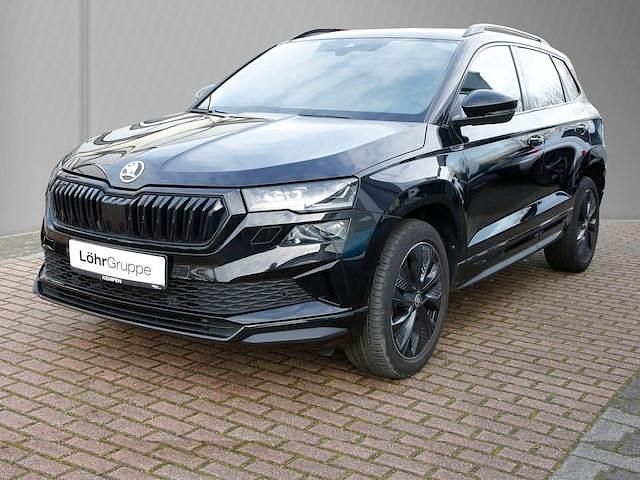 Blackmagic perleffekt Gebraucht 2022 Skoda Karoq SportLine SUV | 31.110 € (Etwas zu teuer) - Bild 1/4