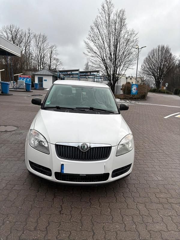 Gebraucht Skoda Fabia 75 PS (55 kW) 2009 Weiß Kleinwagen
