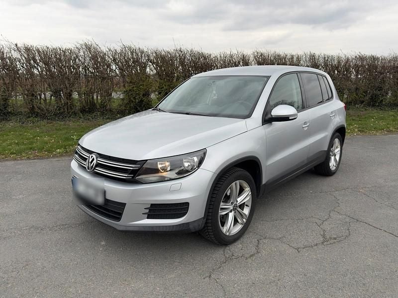 Gebraucht VW Tiguan 110 PS (80 kW) 2012 Silber SUV