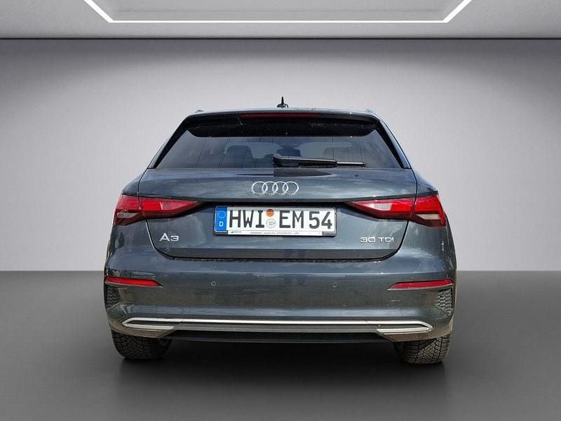 Gebraucht Audi A3 Advanced 116 PS (85 kW) 2024 Grau Limousine