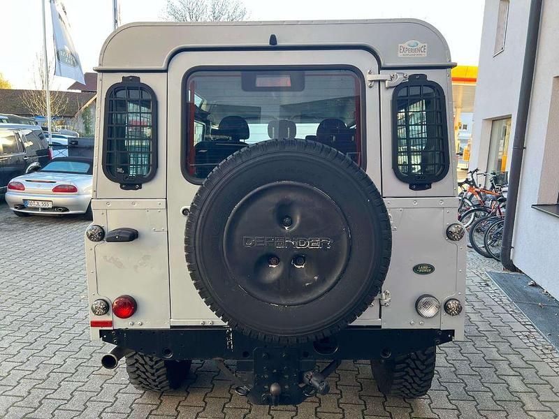 Gebraucht Land Rover Defender S 122 PS (89 kW) 2008 Silber Kombi