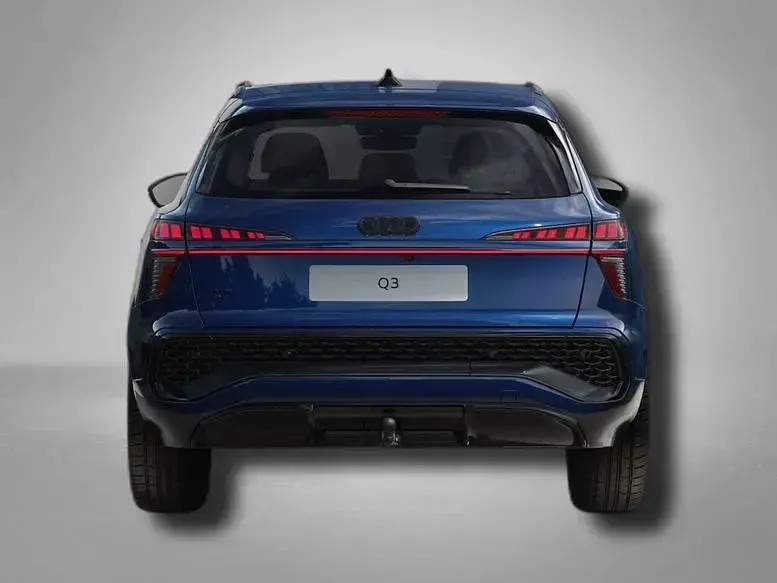Neu Audi Q3 S-Line 150 PS (110 kW) 2026 Navarrablau metallic SUV