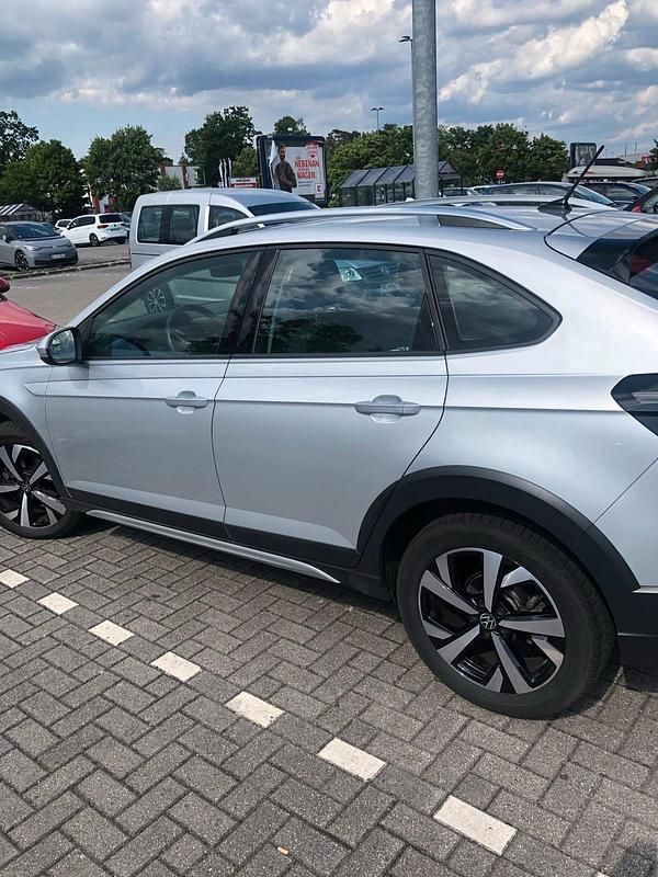 Silber Gebraucht 2023 VW Taigo Style SUV | 20.700 € (Superpreis) - Bild 1/4
