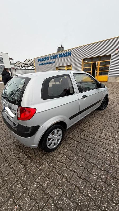 Gebraucht Hyundai Getz 97 PS (71 kW) 2008 Silber Kleinwagen
