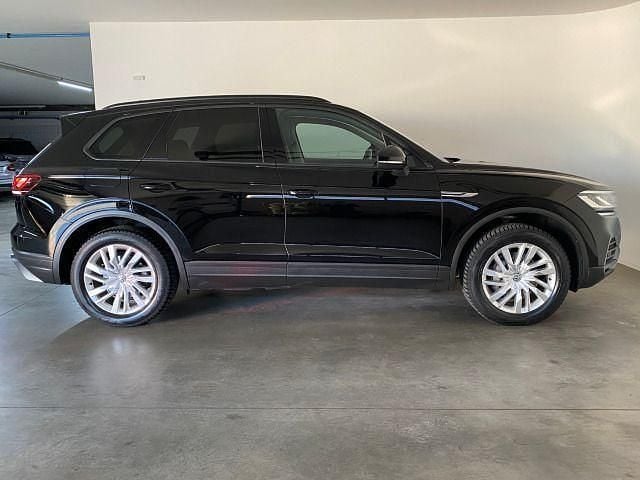 Gebraucht VW Touareg Basis 231 PS (169 kW) 2020 Schwarz SUV