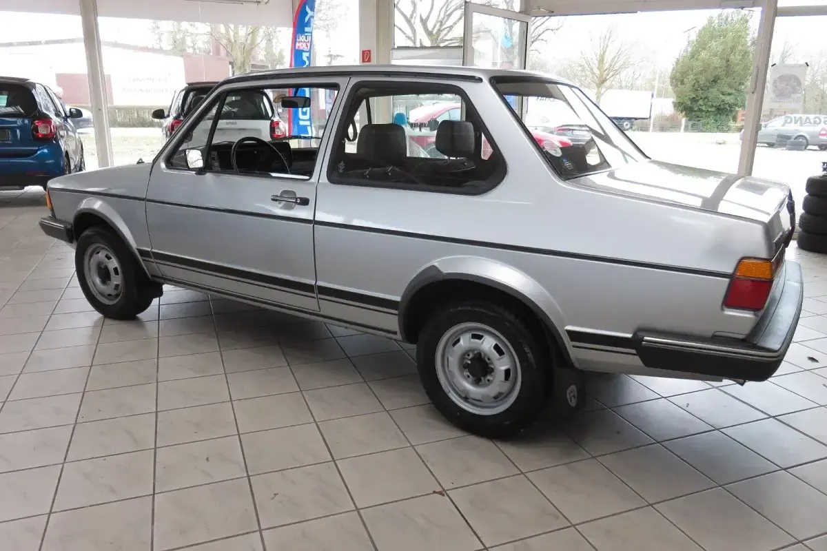 Gebraucht VW Jetta 55 PS (40 kW) 1982 Silber Limousine
