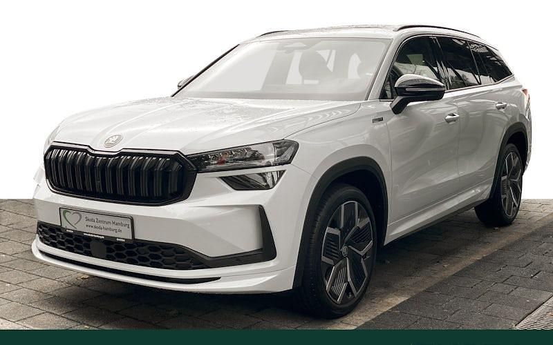 Weiß Neu 2025 Skoda Kodiaq SportLine SUV | 61.268 € (Teuer) - Bild 1/4